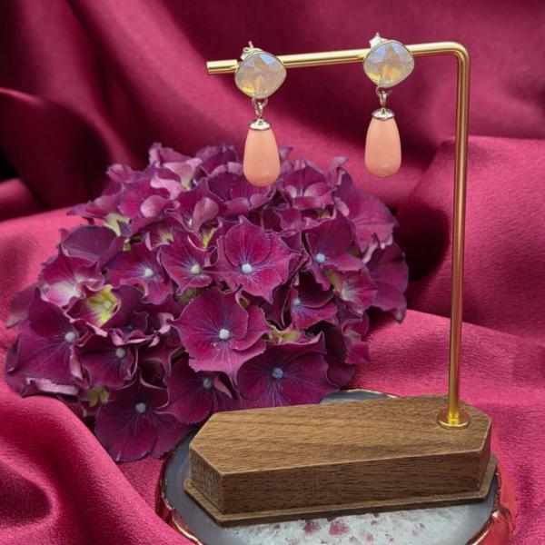 925 zilveren oorbellen met zalmroze kristalparel hanger