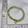 Thumbnail for Handgemaakte armband met vergulde bedel - appelgroen